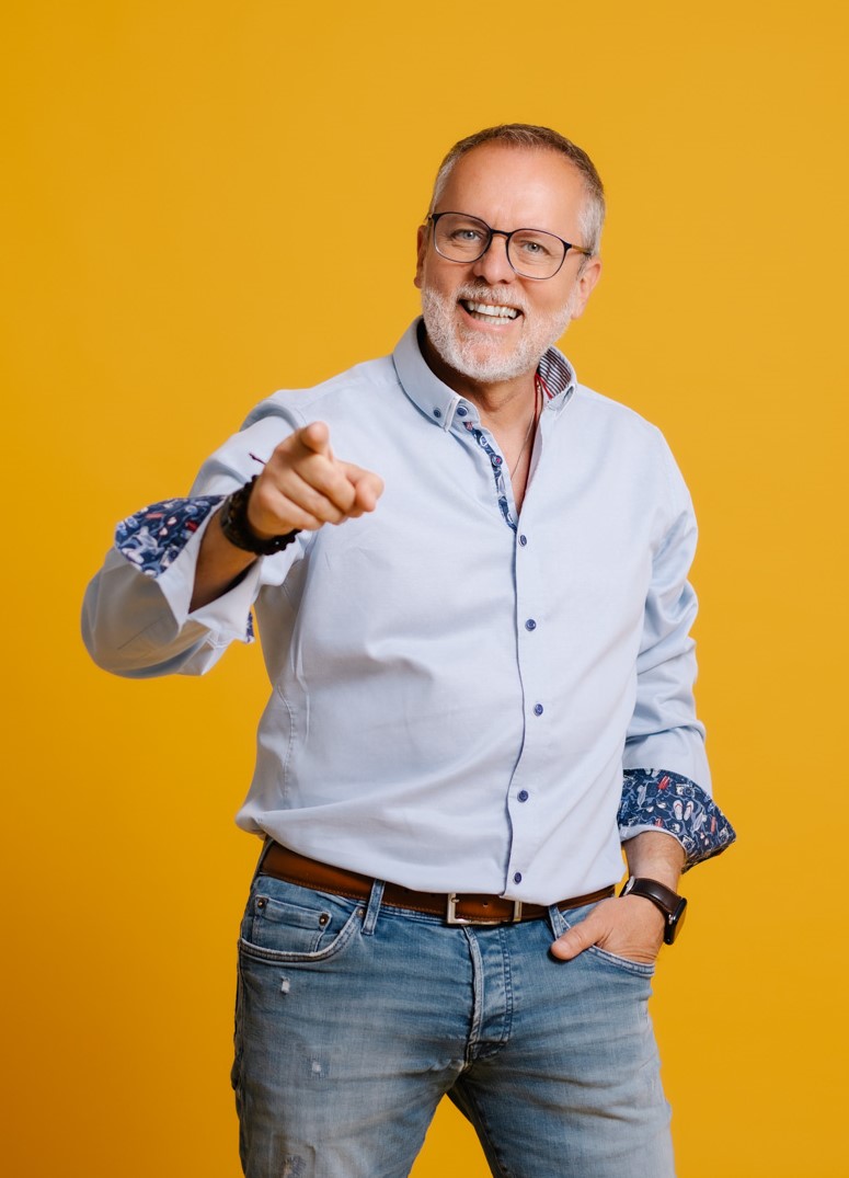 Reichl-Furthner-Wolfgang-gelb-finger Wolfgang Reichl-Furthner-motiviert